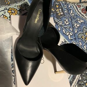 Calvin Klein pumps